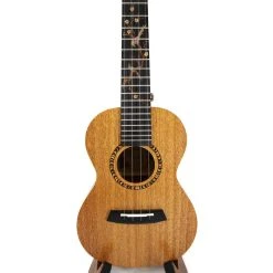 Ukuleles Enya Kaka Solid Top Mahogany Concert Ukulele (KUC-30D)