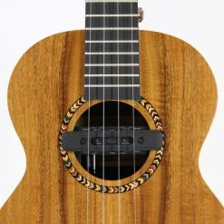 Enya Kaka Solid Top Acacia Tenor Ukulele (KUT-70D) Ukuleles